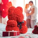 Уникално ръчно изработено мече от рози LOVEBEAR®